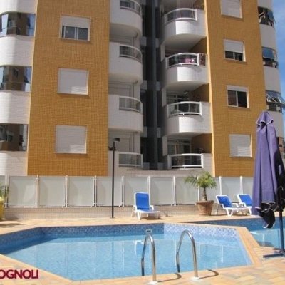 Apartamentos com 103m², 3 quartos, 1 suíte, 2 garagens, no bairro Itacorubi em Florianópolis