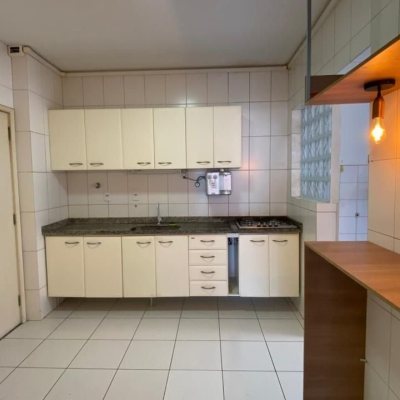 Apartamentos com 144m², 3 quartos, 1 garagem, no bairro Centro em Florianópolis