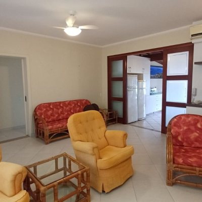 Cobertura com 108m², 3 quartos, 1 suíte, 2 garagens, no bairro Jurerê em Florianópolis