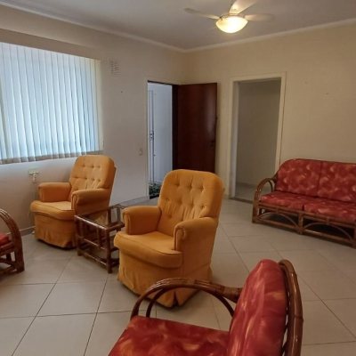 Cobertura com 108m², 3 quartos, 1 suíte, 2 garagens, no bairro Jurerê em Florianópolis