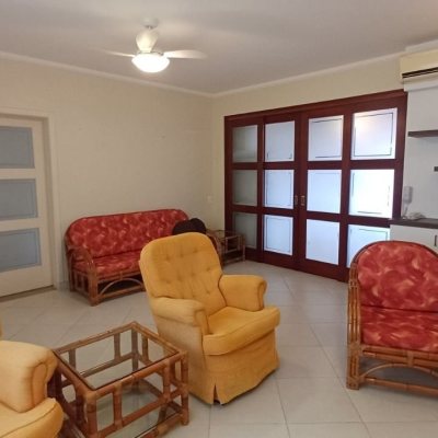 Cobertura com 108m², 3 quartos, 1 suíte, 2 garagens, no bairro Jurerê em Florianópolis