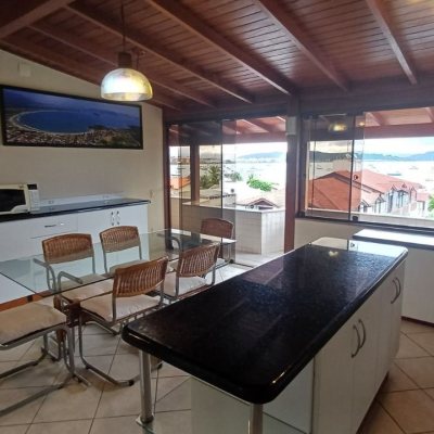 Cobertura com 108m², 3 quartos, 1 suíte, 2 garagens, no bairro Jurerê em Florianópolis
