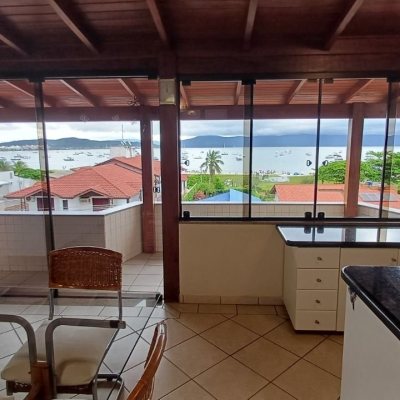 Cobertura com 108m², 3 quartos, 1 suíte, 2 garagens, no bairro Jurerê em Florianópolis