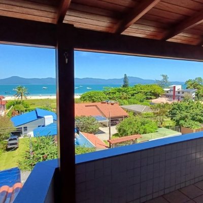 Cobertura com 108m², 3 quartos, 1 suíte, 2 garagens, no bairro Jurerê em Florianópolis