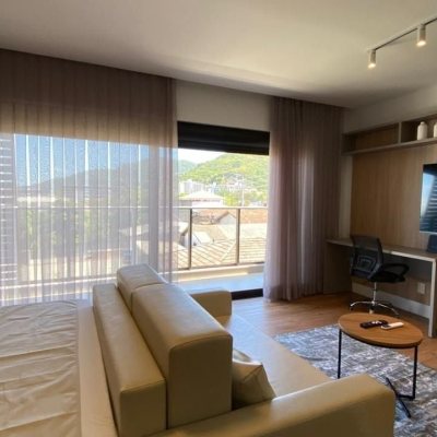 Studio Residencial com 48m², 1 quarto, 1 suíte, 1 garagem, no bairro Saco Grande em Florianópolis