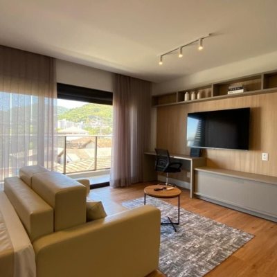 Studio Residencial com 48m², 1 quarto, 1 suíte, 1 garagem, no bairro Saco Grande em Florianópolis