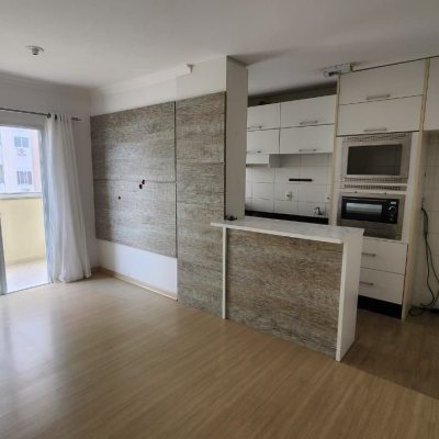 Apartamentos com 59m², 2 quartos, 1 garagem, no bairro Barreiros em São José