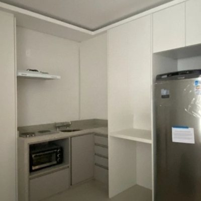 Studio Residencial com 31m², 1 quarto, 1 garagem, no bairro Trindade em Florianópolis