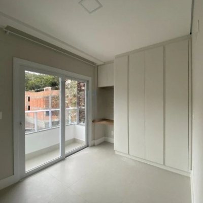 Studio Residencial com 31m², 1 quarto, 1 garagem, no bairro Trindade em Florianópolis