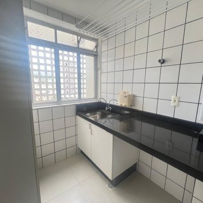 Apartamentos com 88m², 3 quartos, 1 suíte, 1 garagem, no bairro Trindade em Florianópolis