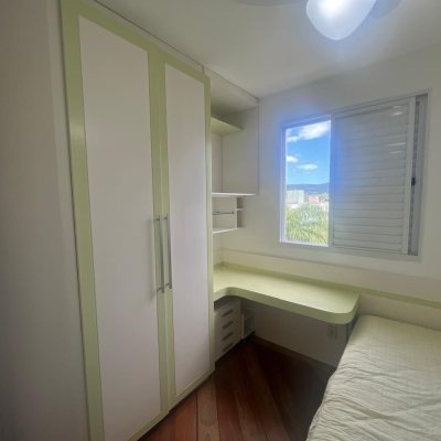 Apartamentos com 88m², 3 quartos, 1 suíte, 1 garagem, no bairro Trindade em Florianópolis