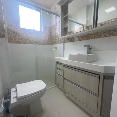 Apartamentos com 88m², 3 quartos, 1 suíte, 1 garagem, no bairro Trindade em Florianópolis