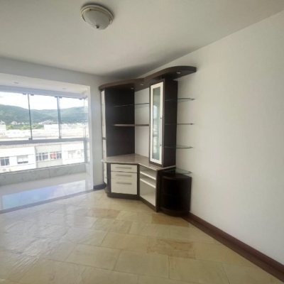 Apartamentos com 88m², 3 quartos, 1 suíte, 1 garagem, no bairro Trindade em Florianópolis