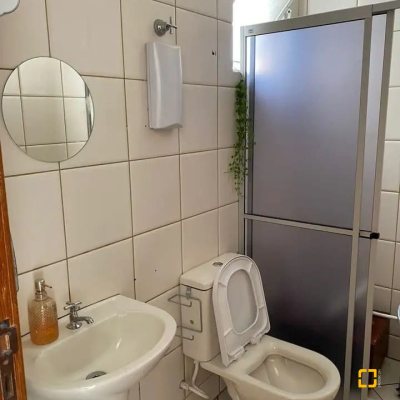 Sala com 23m², no bairro Trindade em Florianópolis