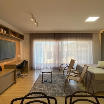 Studio Residencial com 47m², 1 quarto (sendo 1 suíte), 1 garagem, no bairro Saco Grande em Floranópolis