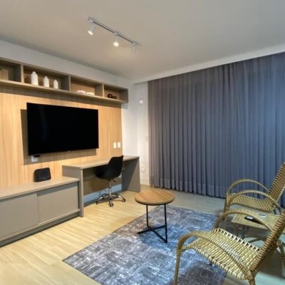 Studio Residencial com 47m², 1 quarto (sendo 1 suíte), 1 garagem, no bairro Saco Grande em Floranópolis