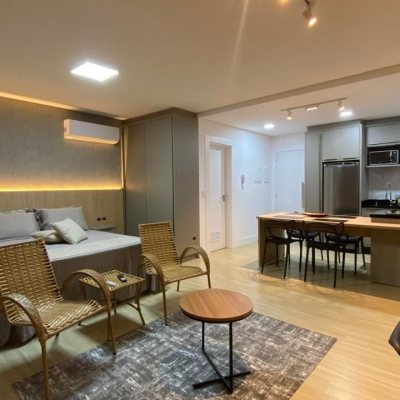 Studio Residencial com 47m², 1 quarto (sendo 1 suíte), 1 garagem, no bairro Saco Grande em Floranópolis