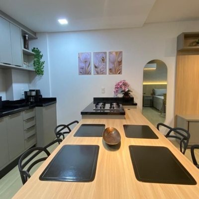 Studio Residencial com 47m², 1 quarto (sendo 1 suíte), 1 garagem, no bairro Saco Grande em Floranópolis