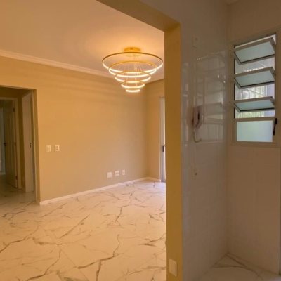 Apartamentos com 75m², 2 quartos, 1 suíte, 1 garagem, no bairro Centro em Floranópolis