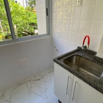 Apartamentos com 75m², 2 quartos, 1 suíte, 1 garagem, no bairro Centro em Floranópolis