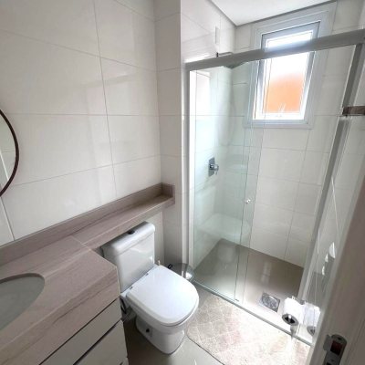 Apartamentos com 116m², 3 quartos, 3 suítes, 2 garagens, no bairro Centro em Florianópolis