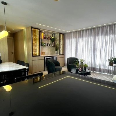 Apartamentos com 116m², 3 quartos, 3 suítes, 2 garagens, no bairro Centro em Florianópolis