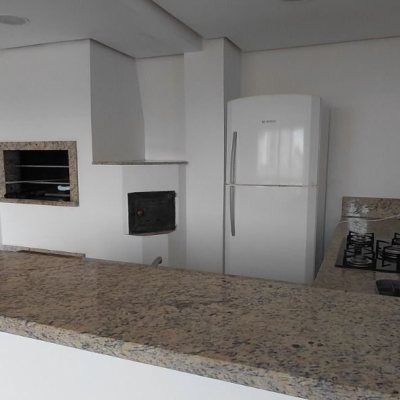 Apartamentos com 80m², 2 quartos, 1 garagem, no bairro Trindade em Florianópolis