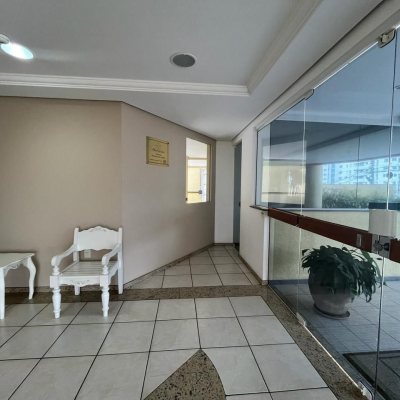 Apartamentos com 80m², 2 quartos, 1 garagem, no bairro Trindade em Florianópolis