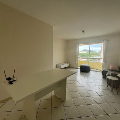 Apartamentos com 80m², 2 quartos, 1 garagem, no bairro Trindade em Florianópolis