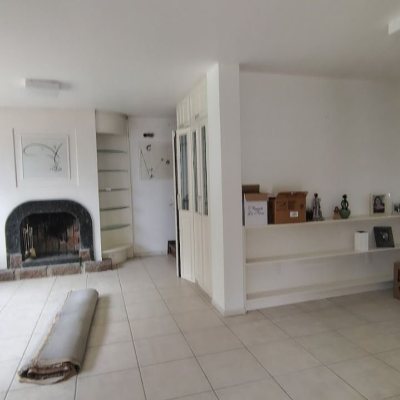 Casa em Condomínio com 286m², 4 quartos, 1 suíte, 3 garagens, no bairro Sambaqui em Florianópolis