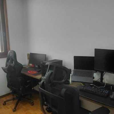 Casa Residencial com 246m², 3 quartos, 1 suíte, 2 garagens, no bairro Trindade em Florianópolis