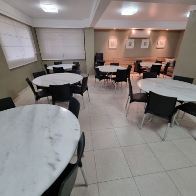 Apartamentos com 190m², 3 quartos, 1 suíte, 2 garagens, no bairro Kobrasol em São José