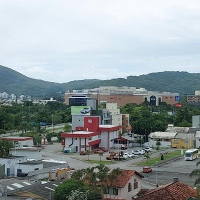 Cobertura com 112m², 3 quartos, 1 suíte, 2 garagens, no bairro Trindade em Florianópolis