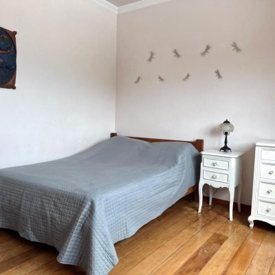 Casa Residencial com 407m², 4 quartos (sendo 1 suíte), 6 garagens, no bairro Agronômica em Florianópolis