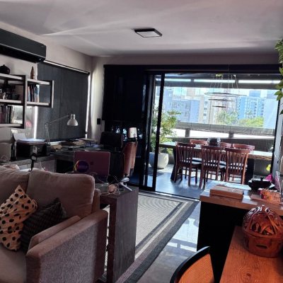 Apartamentos com 113m², 3 quartos, 1 suíte, 1 garagem, no bairro Carvoeira em Florianópolis