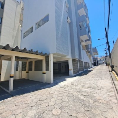 Apartamentos com 161m², 3 quartos, 1 garagem, no bairro Capoeiras em Florianópolis