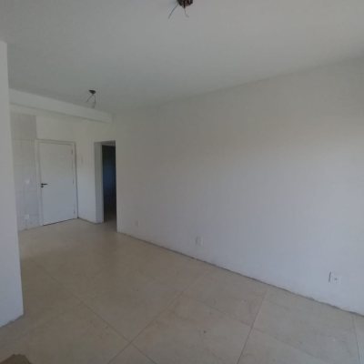 Apartamentos com 79m², 2 quartos, 1 suíte, 1 garagem, no bairro Ponta De Baixo em São José