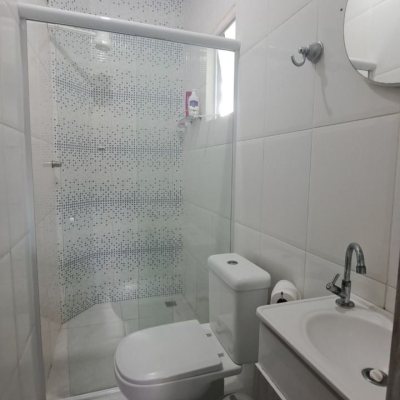 Casa Residencial com 180m², 3 quartos, 1 suíte, 2 garagens, no bairro Ingleses em Florianópolis