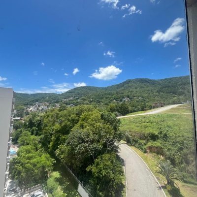 Apartamentos com 65m², 2 quartos, 1 suíte, 1 garagem, no bairro Itacorubi em Florianópolis
