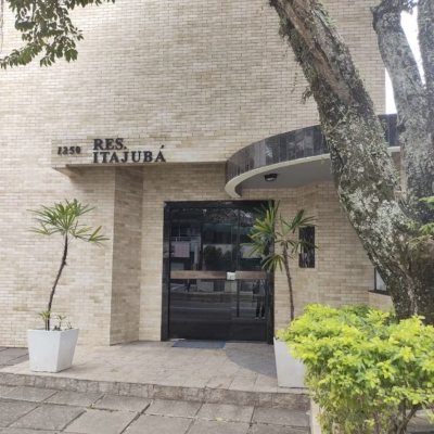 Apartamentos com 64m², 3 quartos, 1 garagem, no bairro Centro em Florianópolis