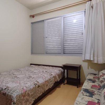 Apartamentos com 81m², 2 quartos, 1 garagem, no bairro Centro em Florianópolis