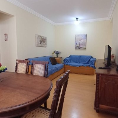 Apartamentos com 81m², 2 quartos, 1 garagem, no bairro Centro em Florianópolis