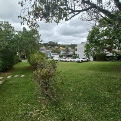 Terrenos Residenciais com 1503m², no bairro Cacupé em Florianópolis