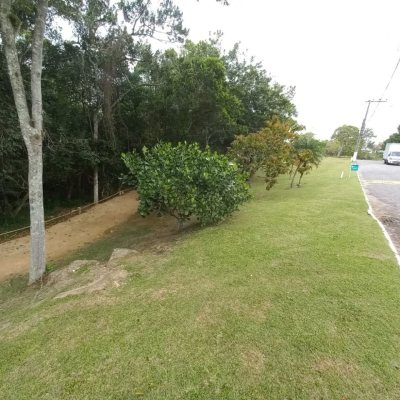 Terrenos Residenciais com 1503m², no bairro Cacupé em Florianópolis