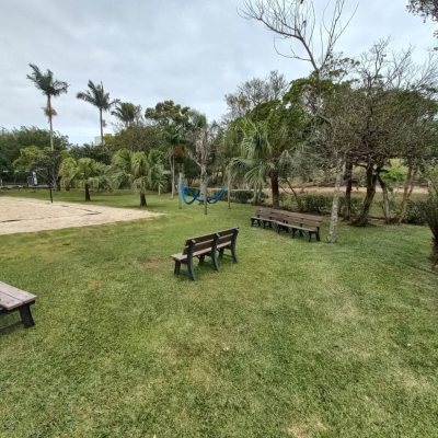 Terrenos Residenciais com 1503m², no bairro Cacupé em Florianópolis