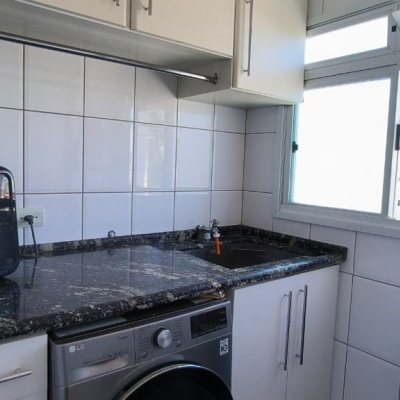 Cobertura com 161m², 3 quartos, 2 suítes, 2 garagens, no bairro Balneário em Florianópolis