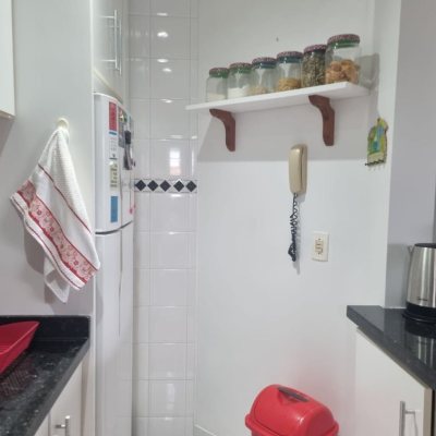 Apartamentos com 46m², 2 quartos, 1 garagem, no bairro Aririu em Palhoça