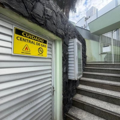 Apartamentos com 65m², 2 quartos, 1 garagem, no bairro Centro em Florianópolis