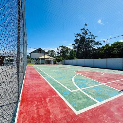 Casa em Condomínio com 96m², 3 quartos, 1 suíte, 1 garagem, no bairro Morro Das Pedras em Florianópolis