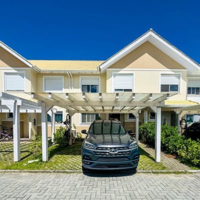Casa em Condomínio com 96m², 3 quartos, 1 suíte, 1 garagem, no bairro Morro Das Pedras em Florianópolis